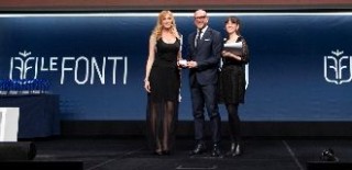 Milano, 10 dicembre 2022 Cerimonia Le Fonti Awards 2022. Per il sesto anno consecutivo lo Studio Legale Facchinetti ottiene il riconoscimento di Boutique di Eccellenza dell'Anno Rapporti Italia-Medio Oriente